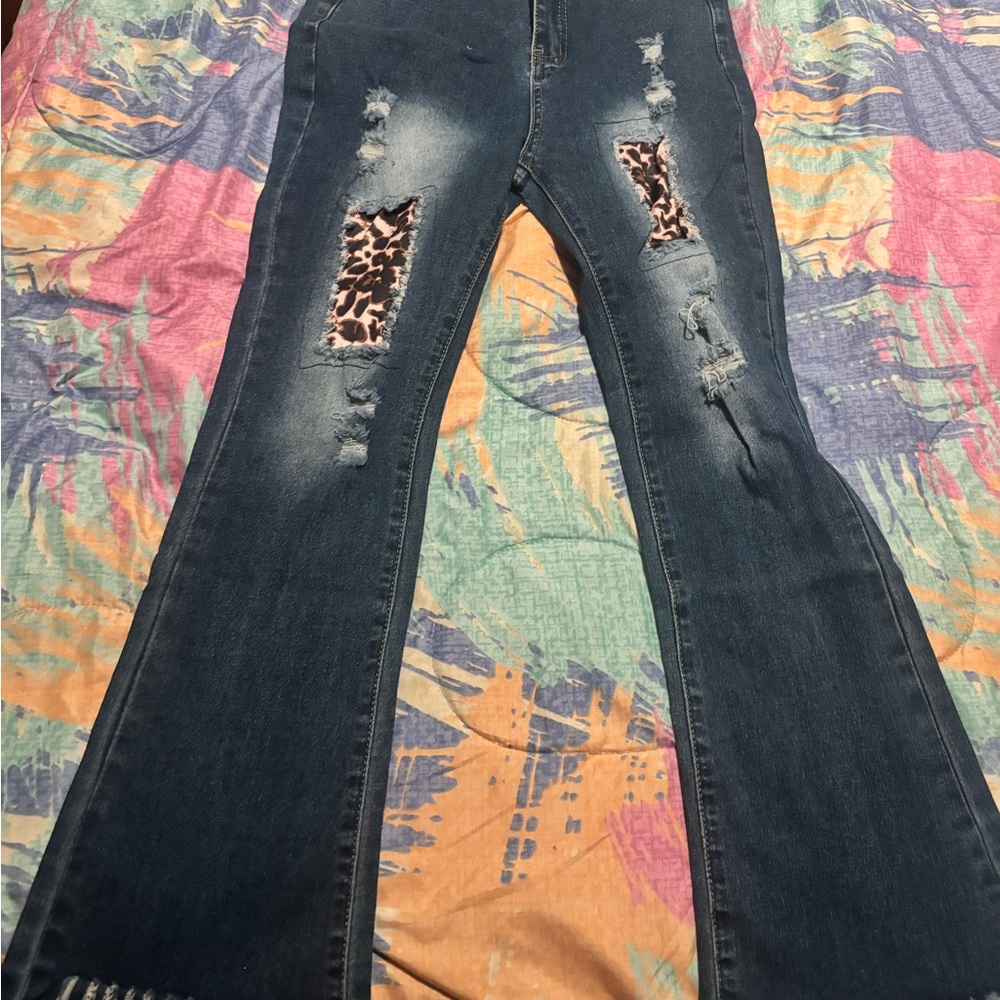Stylish Blue Distressed Teenager Jeans